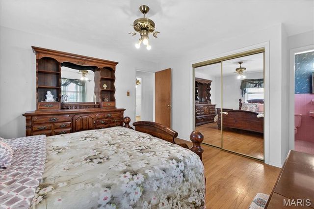 1125 Hawkstone Lane, St Louis, MO 63125