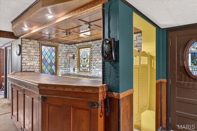 1125 Hawkstone Lane, St Louis, MO 63125