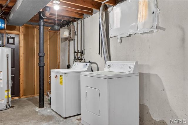 1125 Hawkstone Lane, St Louis, MO 63125