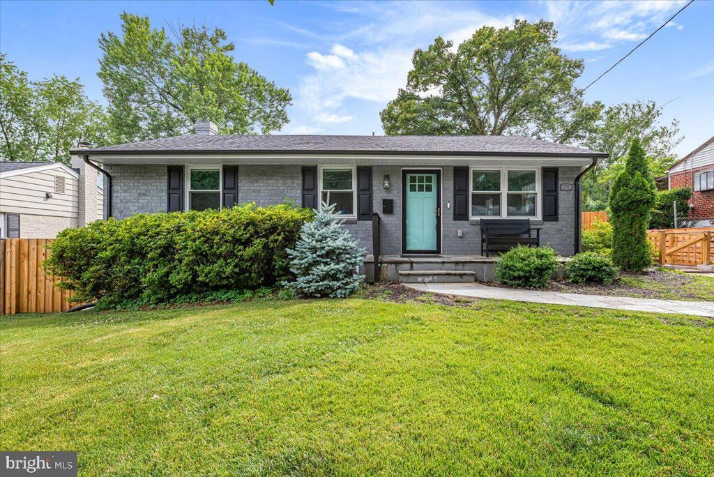 4610 COACHWAY DR, Rockville, MD 20852