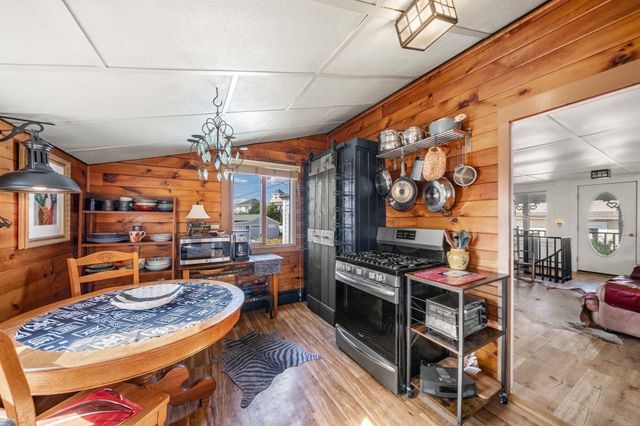1 Barker Street, Newburyport, MA 01950