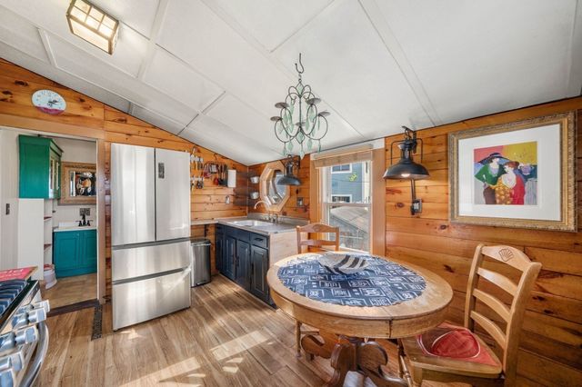1 Barker Street, Newburyport, MA 01950