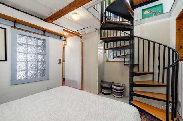 1 Barker Street, Newburyport, MA 01950