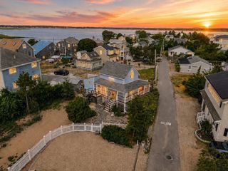 1 Barker Street, Newburyport, MA 01950