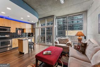 923 Peachtree Street NE 827, Atlanta, GA 30309