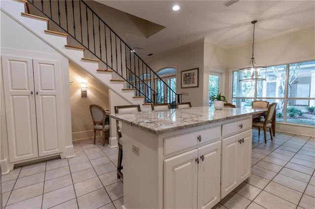 5 St Charles Place, Daphne, AL 36526
