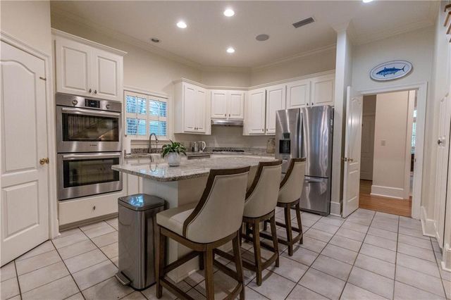 5 St Charles Place, Daphne, AL 36526