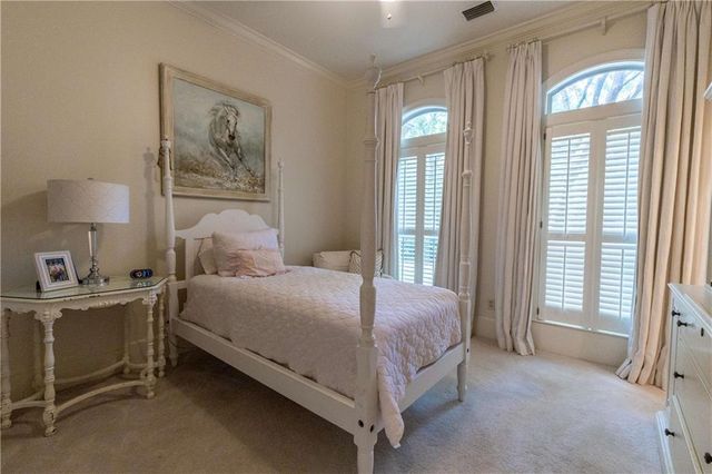 5 St Charles Place, Daphne, AL 36526