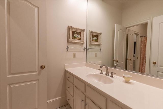 5 St Charles Place, Daphne, AL 36526