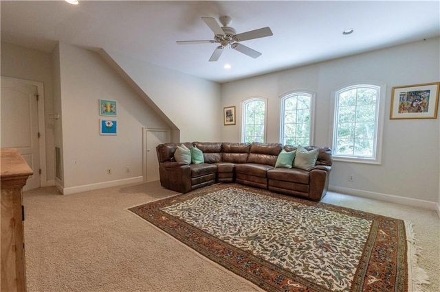 5 St Charles Place, Daphne, AL 36526
