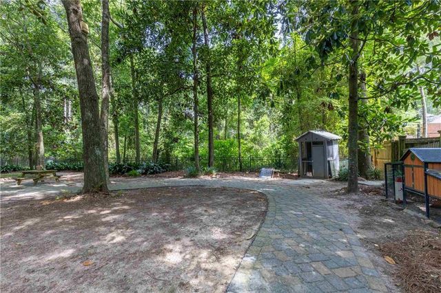 5 St Charles Place, Daphne, AL 36526