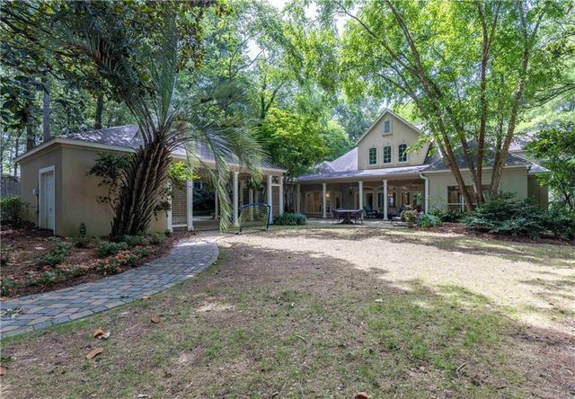 5 St Charles Place, Daphne, AL 36526