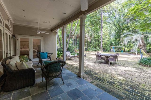5 St Charles Place, Daphne, AL 36526