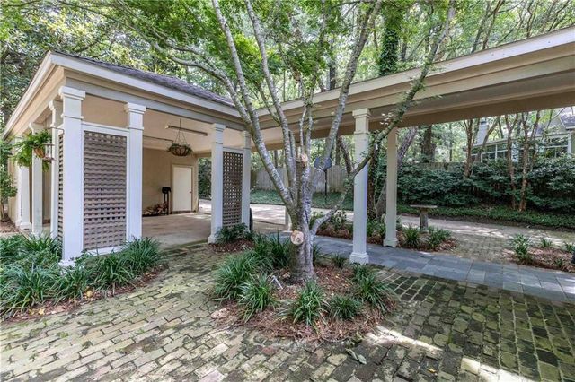 5 St Charles Place, Daphne, AL 36526