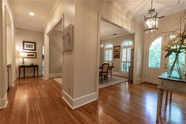 5 St Charles Place, Daphne, AL 36526