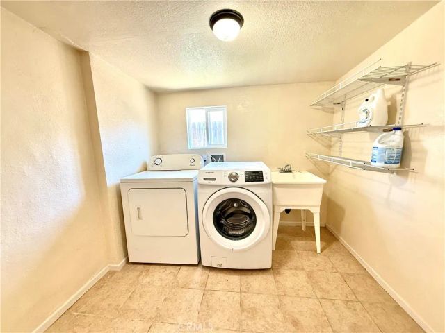 1946 Dawson Avenue, Signal Hill, CA 90755