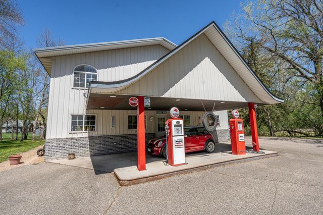 20810 Parkfield Avenue, Jordan, MN 55352