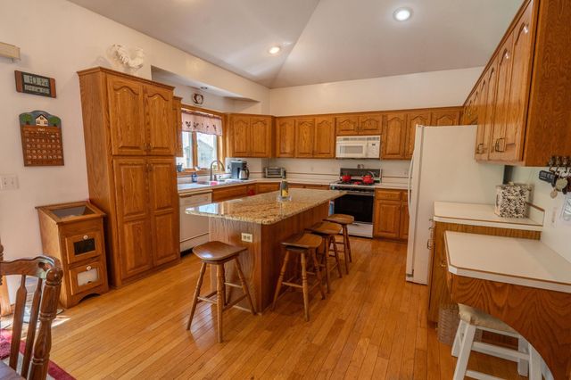 20810 Parkfield Avenue, Jordan, MN 55352