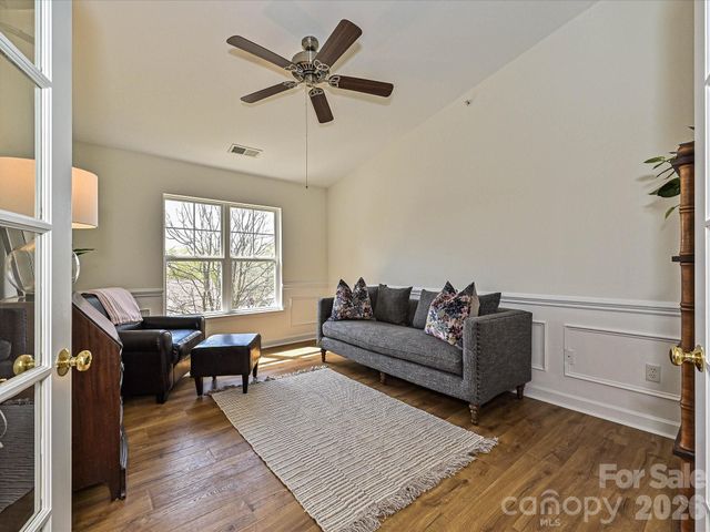 11873 Ridgeway Park Drive, Charlotte, NC 28277