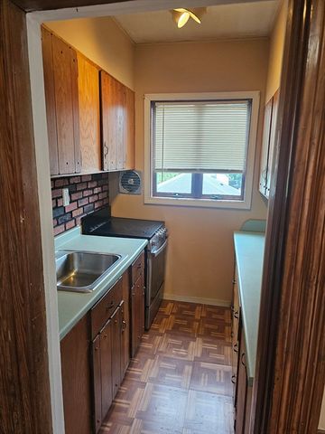 70 Warburton Street, Fall River, MA 02720
