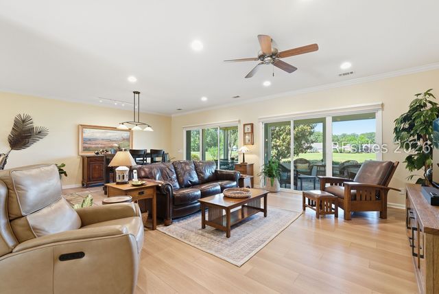 24 Wendover Ct, Bluffton, SC 29909