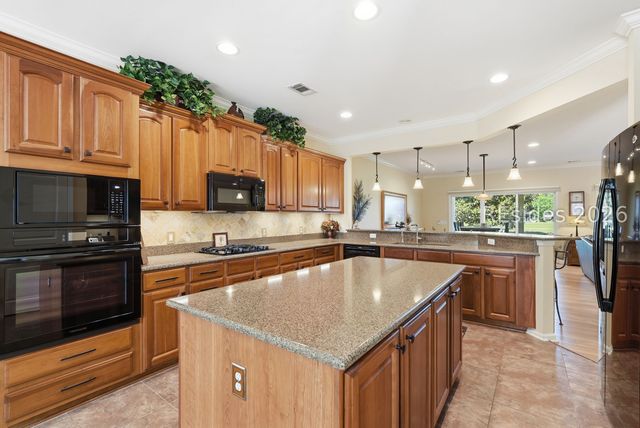 24 Wendover Ct, Bluffton, SC 29909
