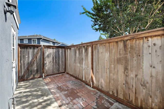 130 Lexington, Costa Mesa, CA 92626