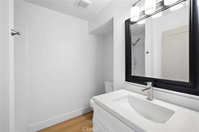 130 Lexington, Costa Mesa, CA 92626