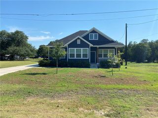 606 W 1st ST, Kyle, TX 78640