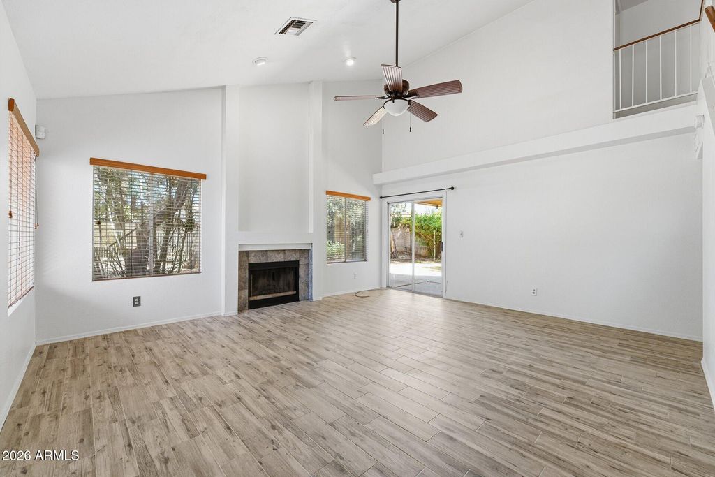 19050 N 30TH Place, Phoenix, AZ 85050 — photo 5