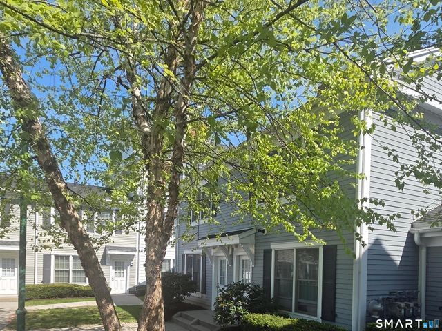 37 Fairfield Avenue, Stamford, CT 06902