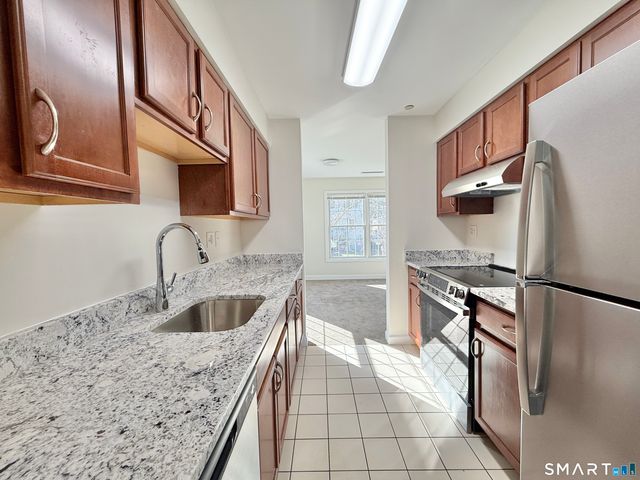 37 Fairfield Avenue, Stamford, CT 06902