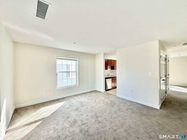 37 Fairfield Avenue, Stamford, CT 06902