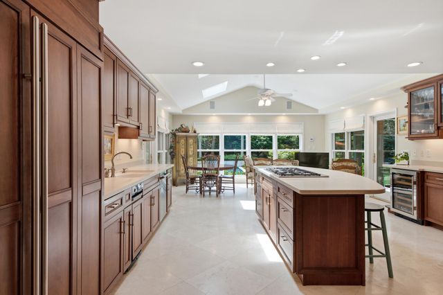7 Cochran Court, Charleston, SC 29407