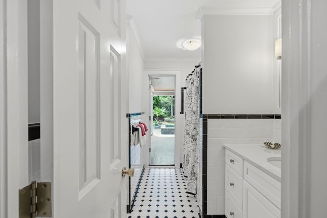 7 Cochran Court, Charleston, SC 29407