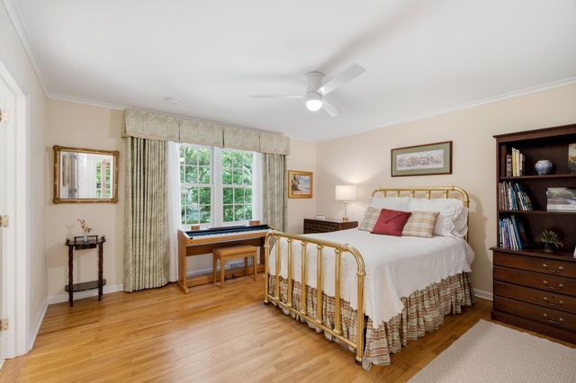7 Cochran Court, Charleston, SC 29407