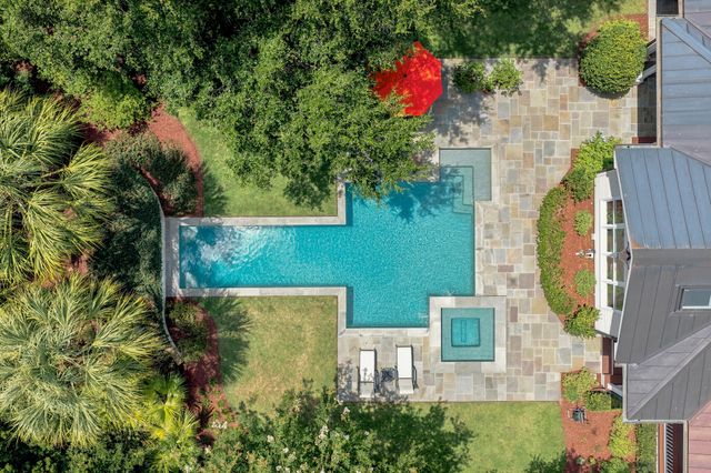 7 Cochran Court, Charleston, SC 29407