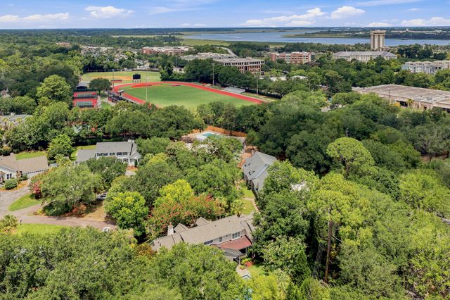 7 Cochran Court, Charleston, SC 29407