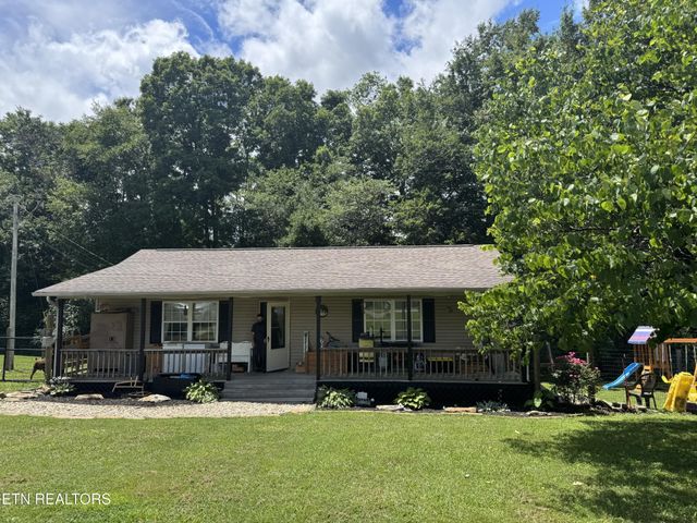 51 Rhododendron Circle, Crossville, TN 38555