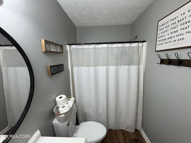 51 Rhododendron Circle, Crossville, TN 38555