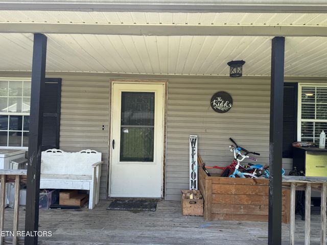 51 Rhododendron Circle, Crossville, TN 38555
