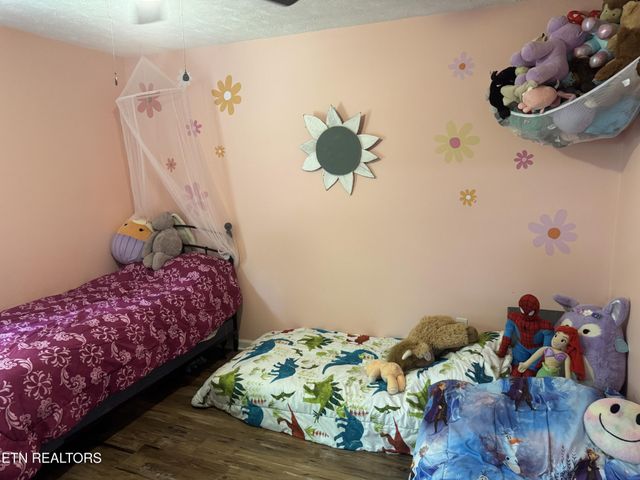 51 Rhododendron Circle, Crossville, TN 38555