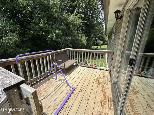 51 Rhododendron Circle, Crossville, TN 38555