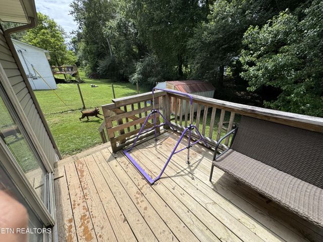 51 Rhododendron Circle, Crossville, TN 38555