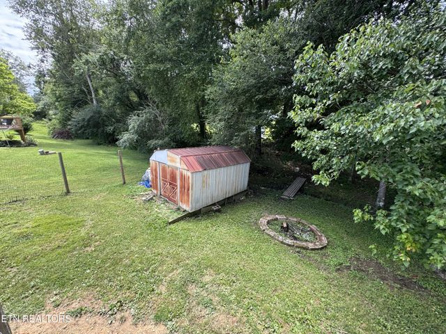 51 Rhododendron Circle, Crossville, TN 38555