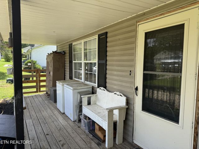 51 Rhododendron Circle, Crossville, TN 38555