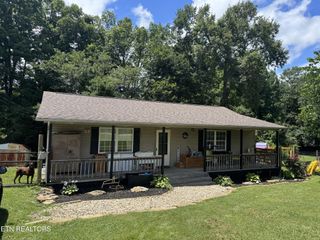 51 Rhododendron Circle, Crossville, TN 38555