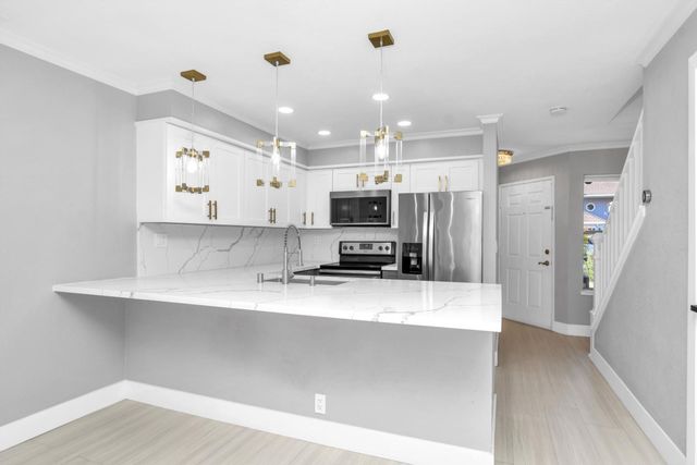 17106 Creekside Circle, Morgan Hill, CA 95037