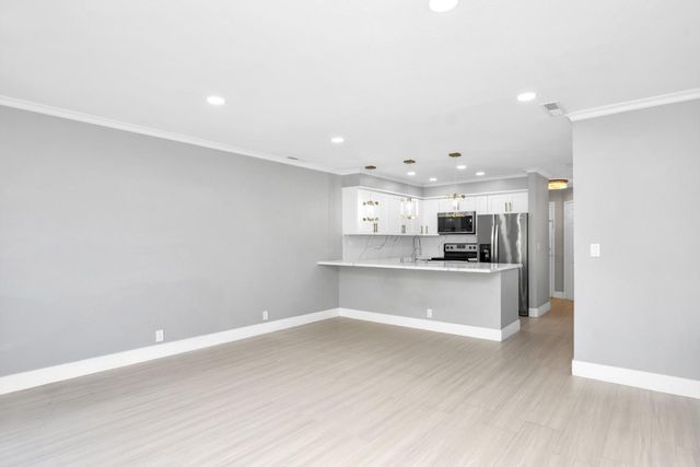 17106 Creekside Circle, Morgan Hill, CA 95037