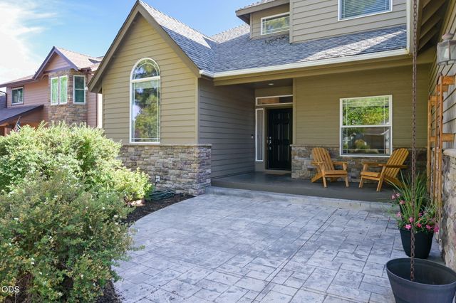 19976 Heron Loop, Bend, OR 97702